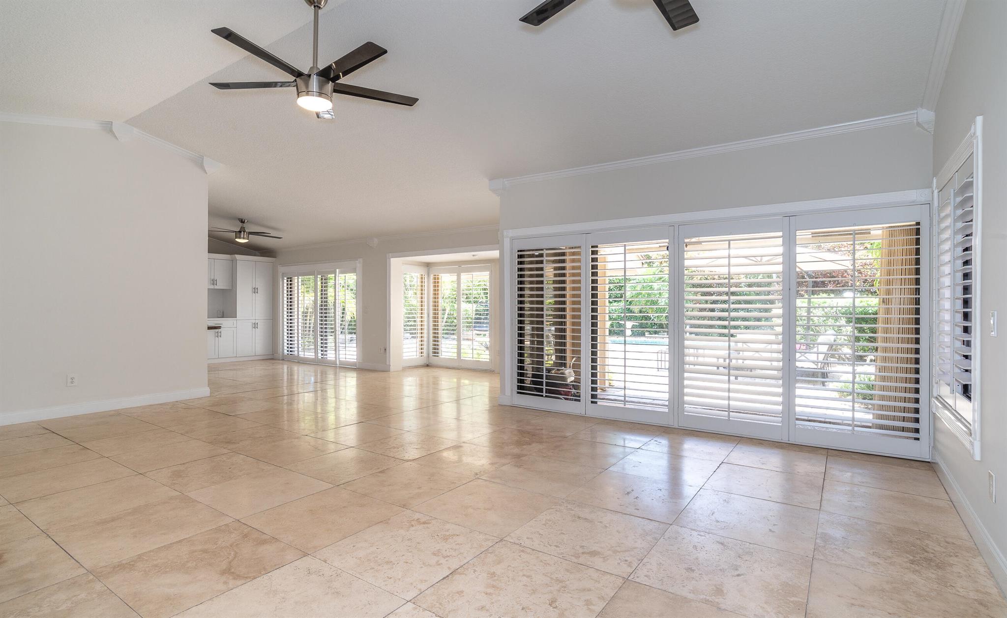 2711 NW 26th Circle