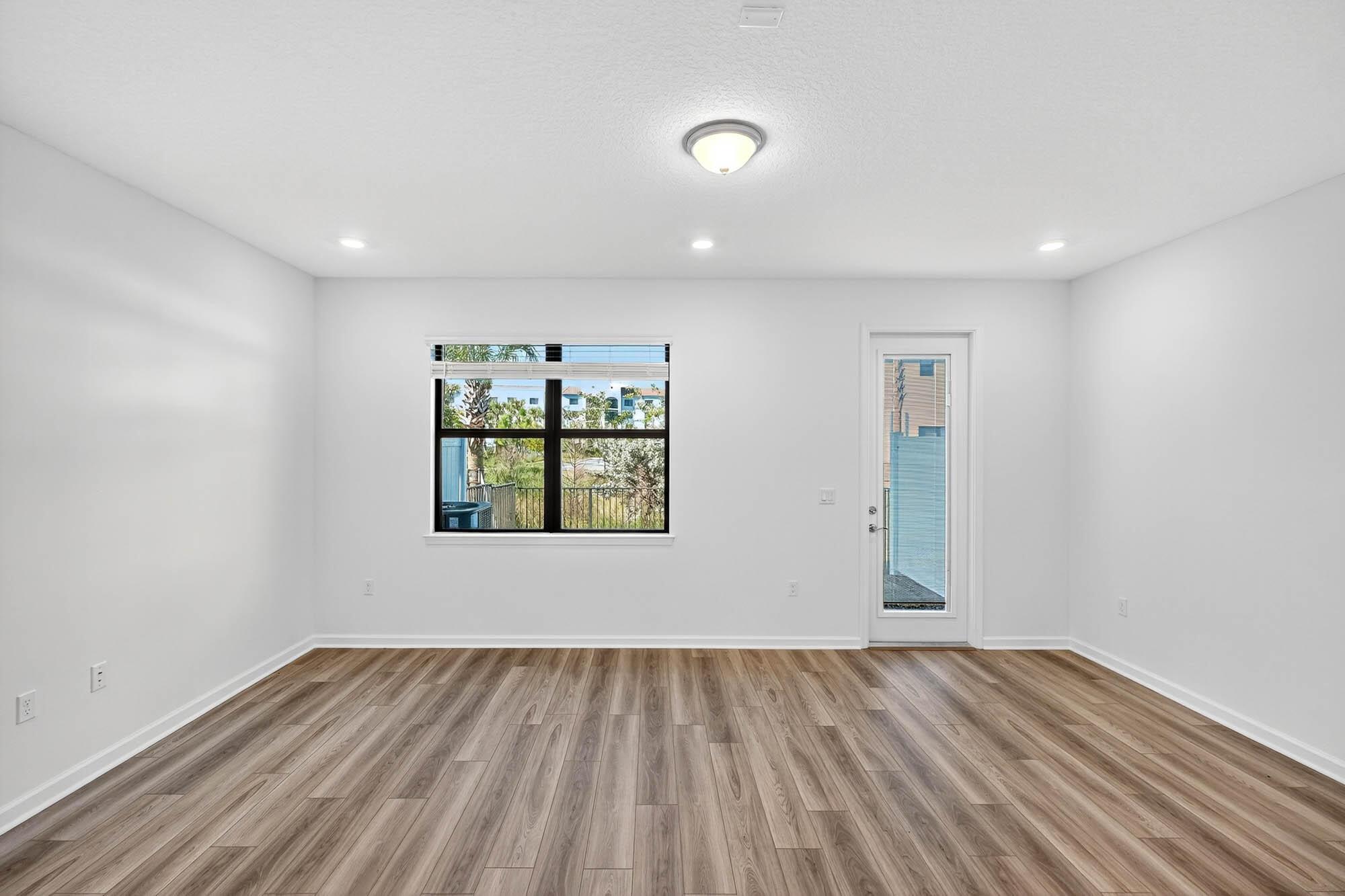 CAMELLIA 95 RIVERSIDE PUD - Residential Lease