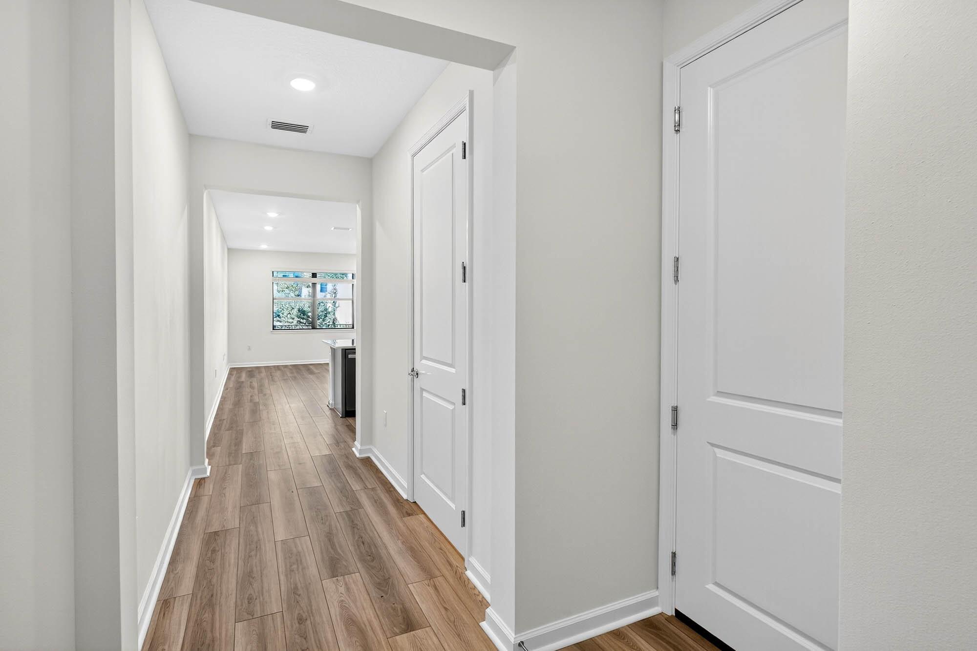 CAMELLIA 95 RIVERSIDE PUD - Residential Lease