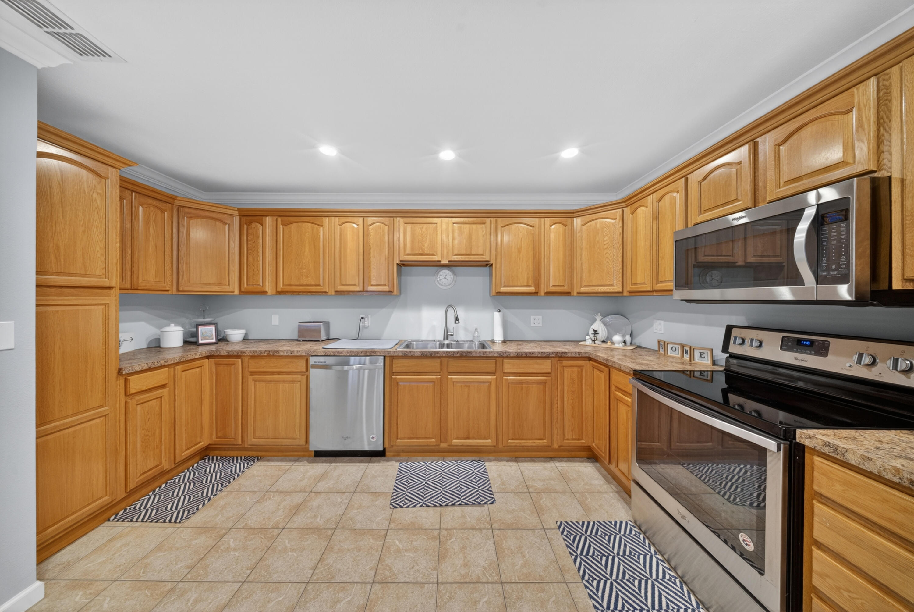 LONGWOOD VILLAGE PHASE 1 - Residential