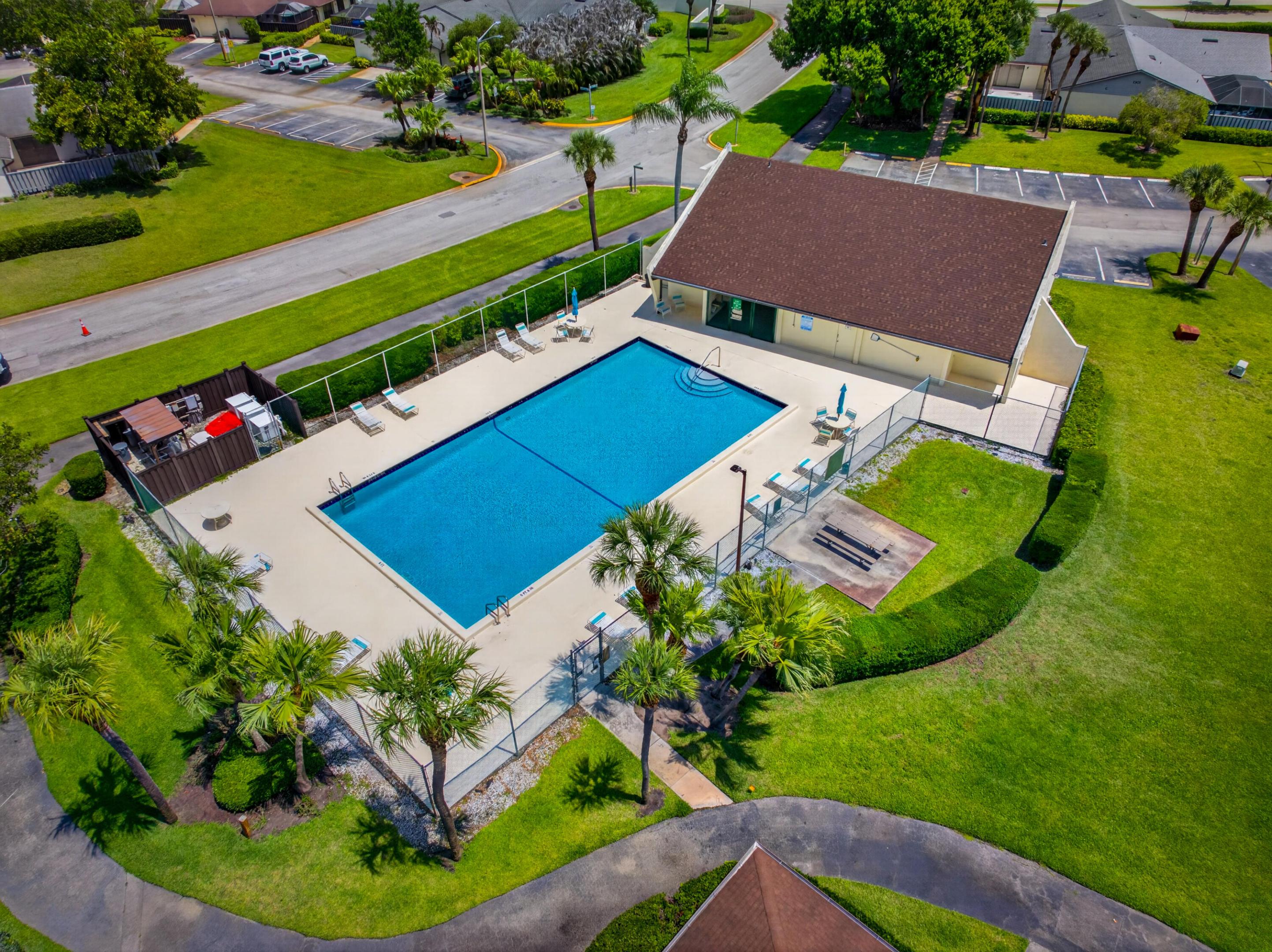 LONGWOOD VILLAGE PHASE 1 - Residential
