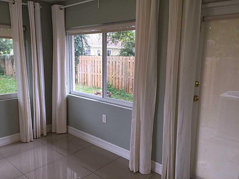 wilton manors unit 1 - Residential Lease