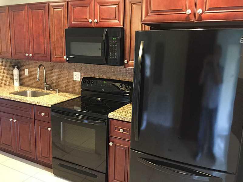 wilton manors unit 1 - Residential Lease