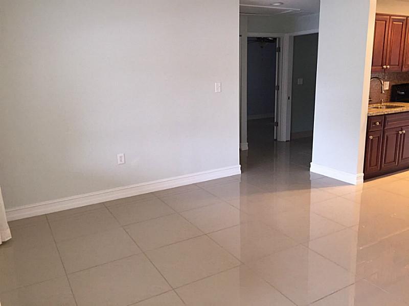 wilton manors unit 1 - Residential Lease