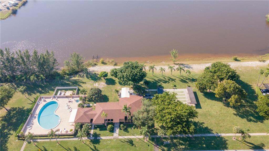 WATERS EDGE - Residential
