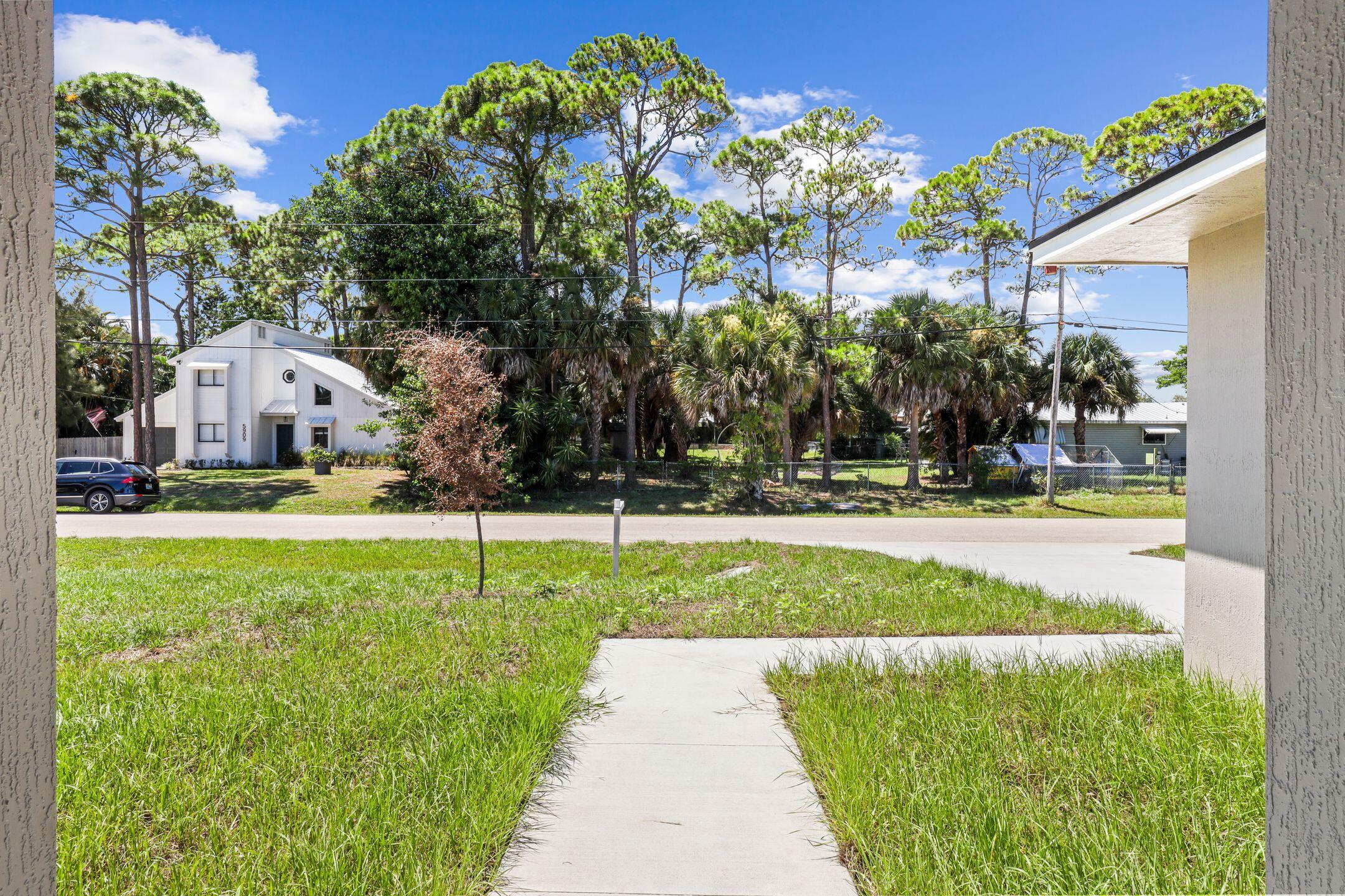 INDIAN RIVER ESTATES UNIT - Residential Lease