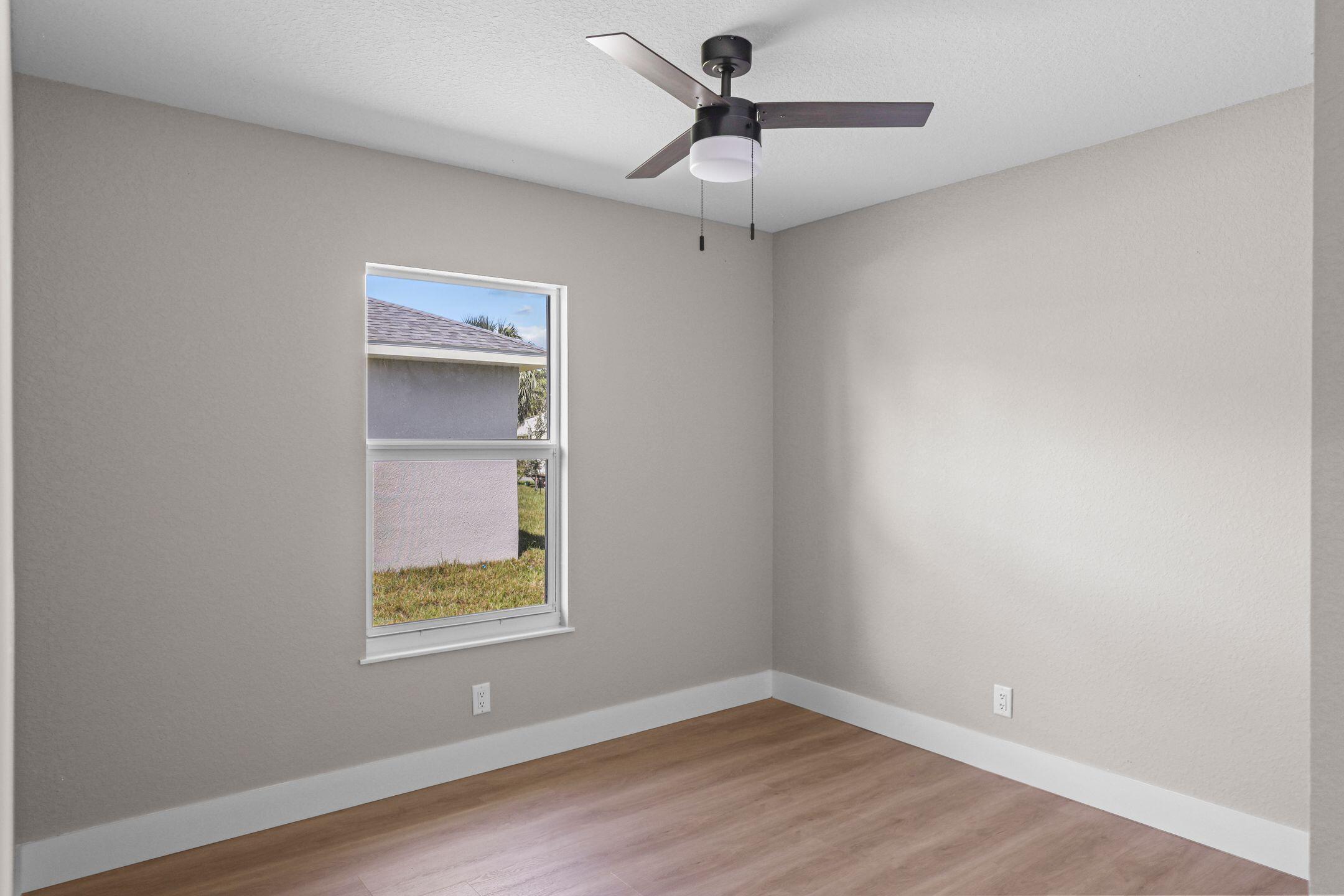 INDIAN RIVER ESTATES UNIT - Residential Lease