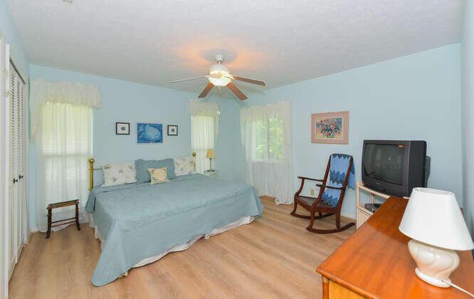 EAGLEWOOD - Residential