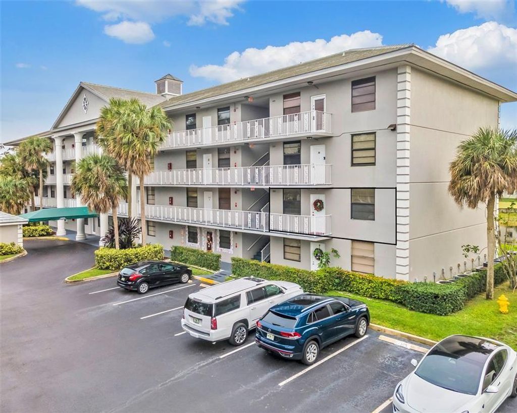 Photo of 1518 Whitehall Drive #206, Davie, FL 33324 (MLS # F10497381)
