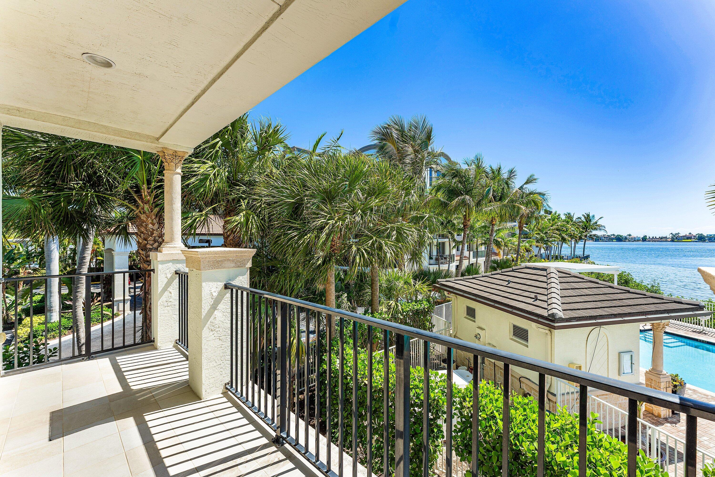 CASA DEL MAR REPLAT - Residential