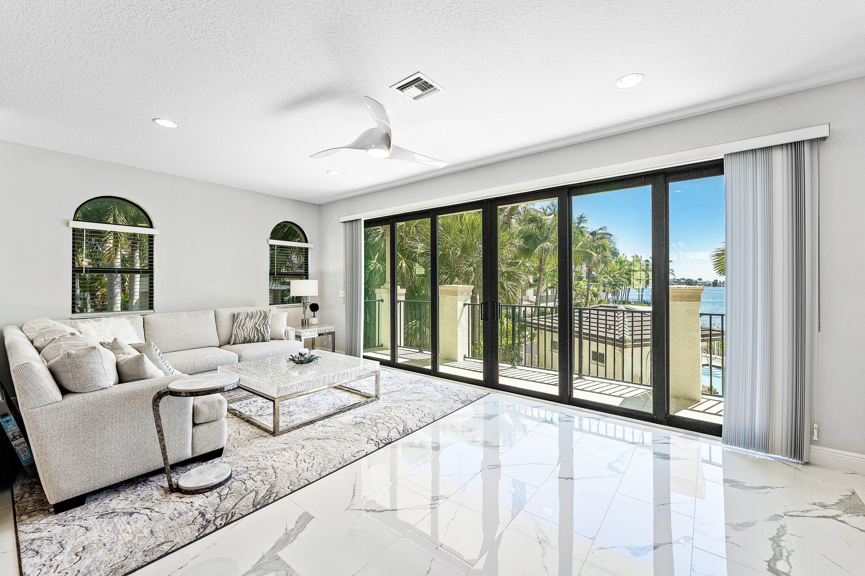 CASA DEL MAR REPLAT - Residential