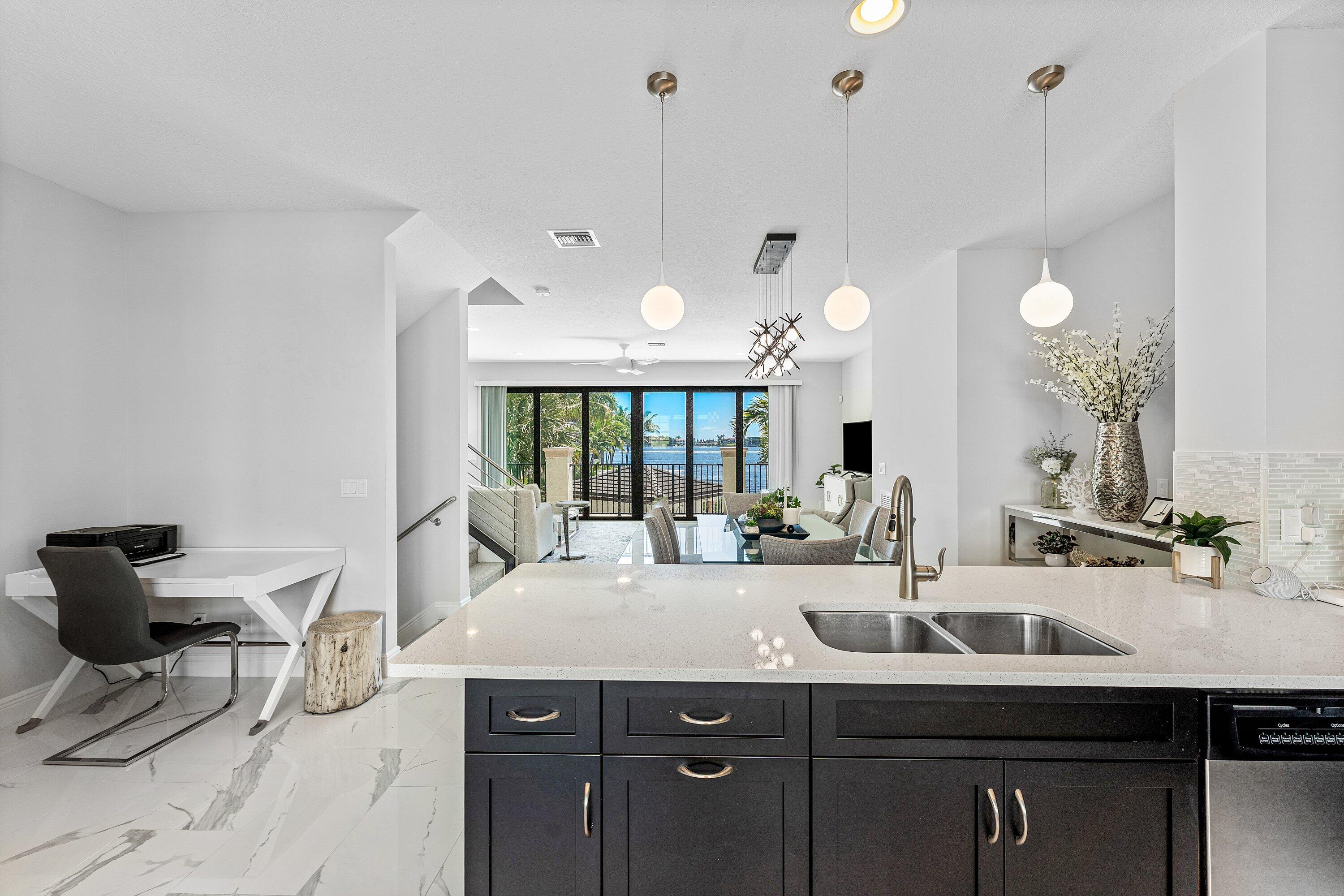 CASA DEL MAR REPLAT - Residential