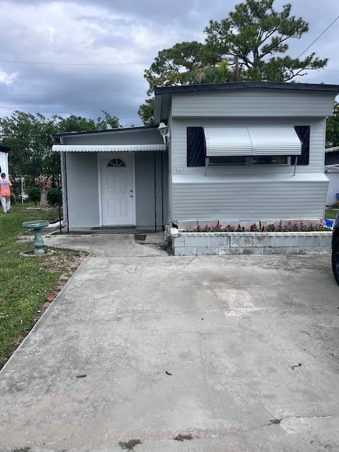 PARRY TRAILER VILLAGE - Residential