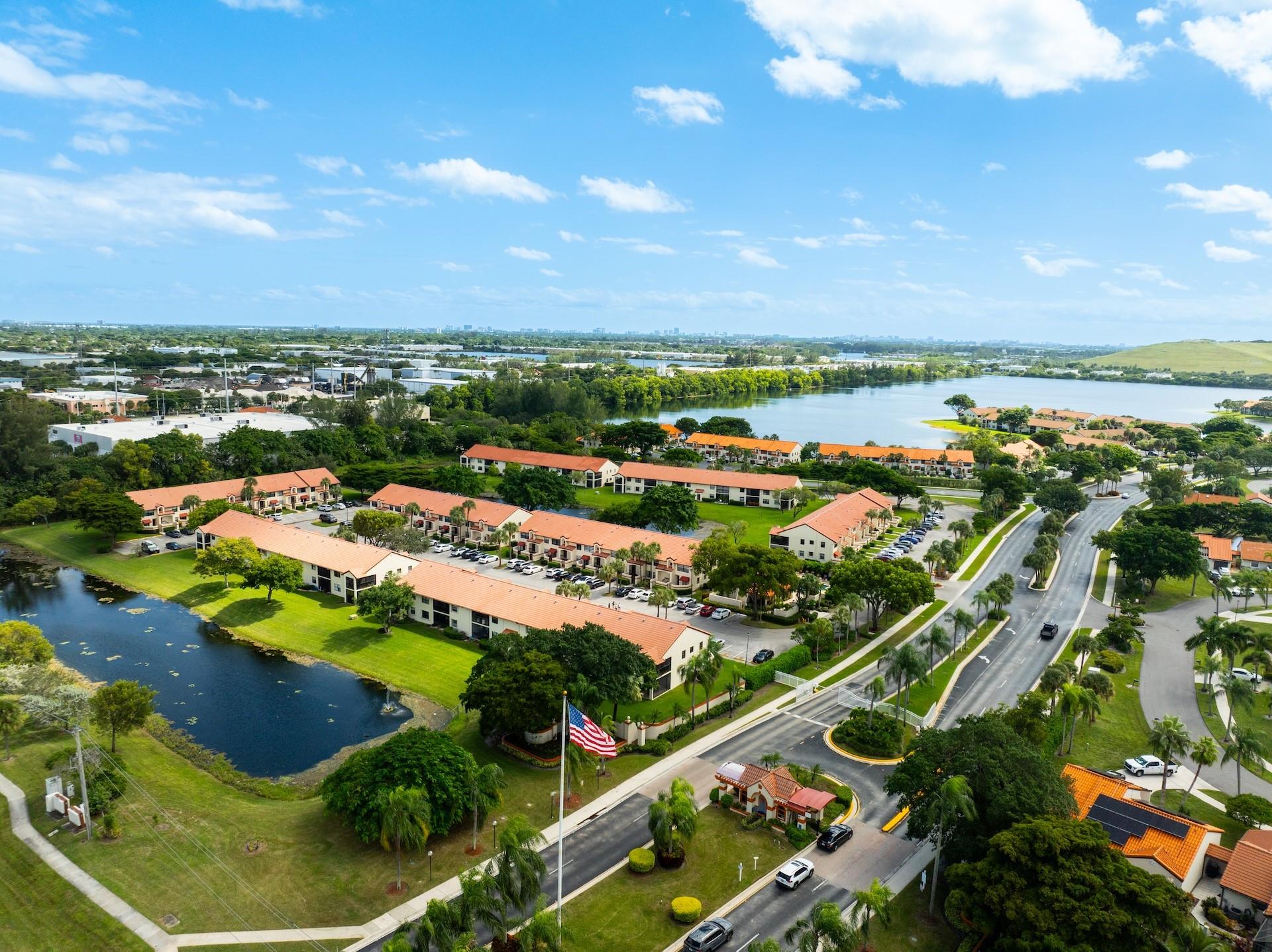 INDEPENDENCE BAY - Residential