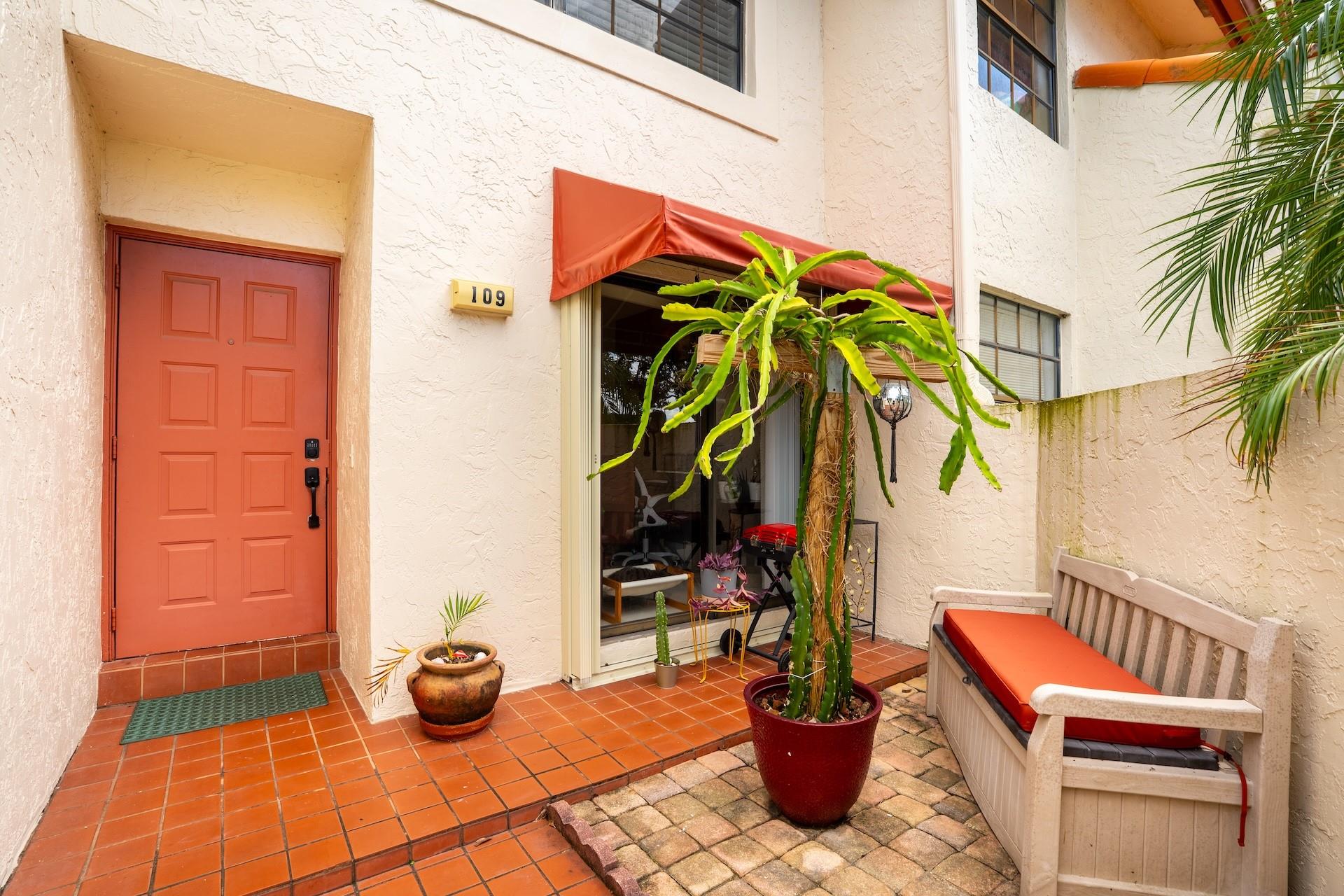 INDEPENDENCE BAY - Residential