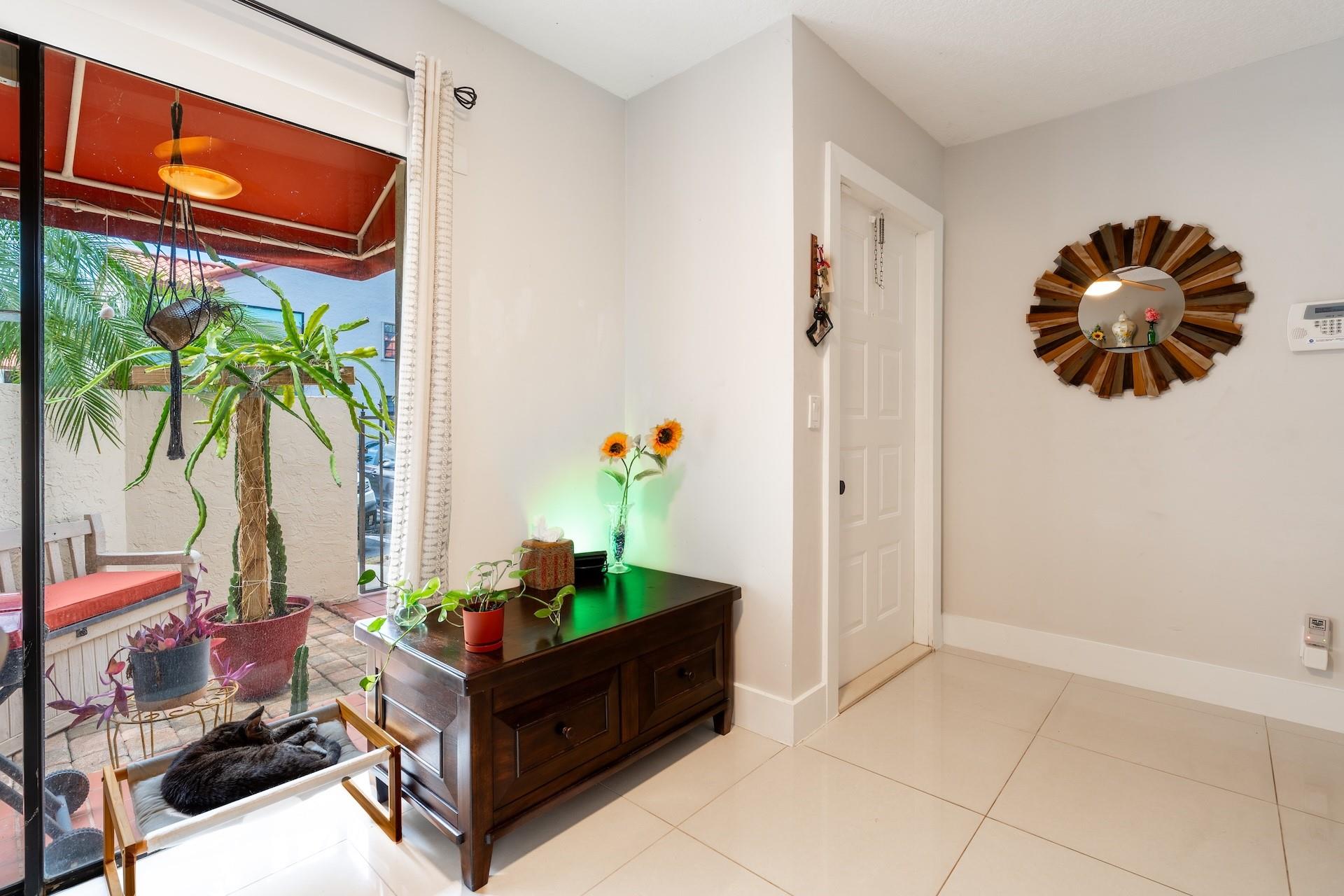 INDEPENDENCE BAY - Residential