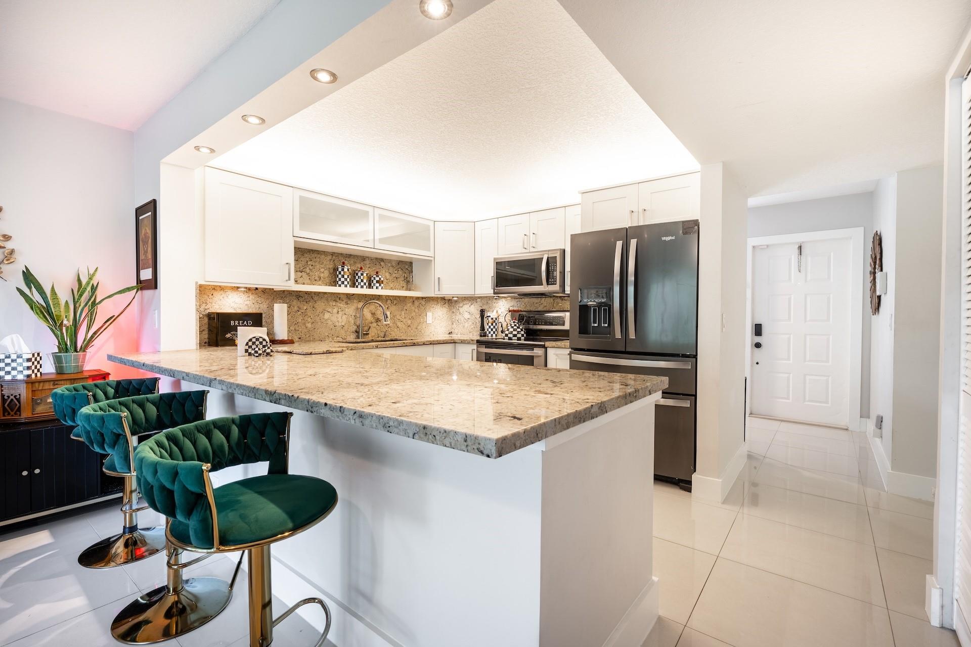 INDEPENDENCE BAY - Residential