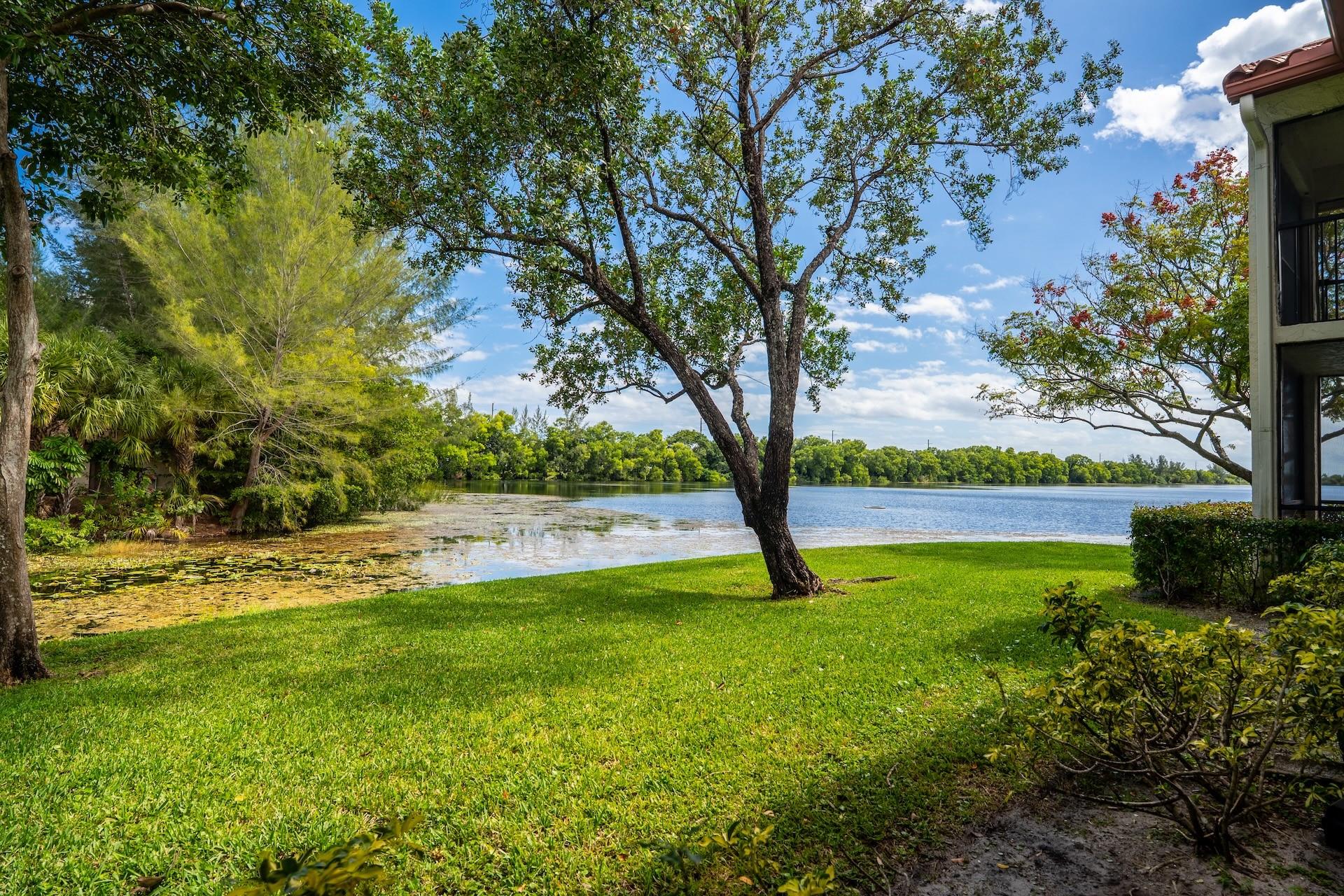 INDEPENDENCE BAY - Residential