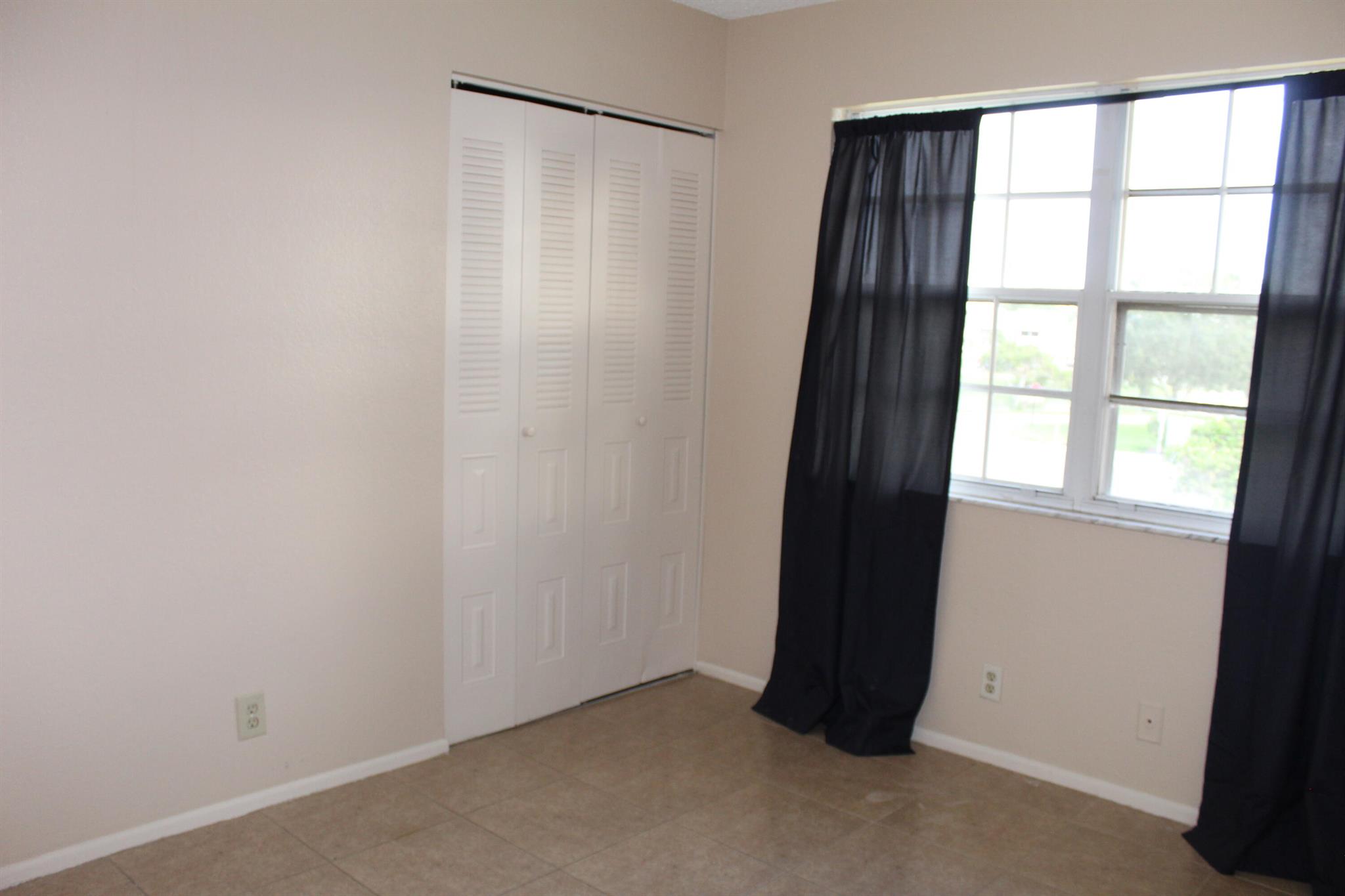 MIDPORT PLACE I, A CONDOM - Residential