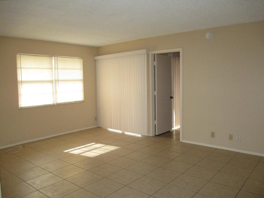 MIDPORT PLACE I, A CONDOM - Residential