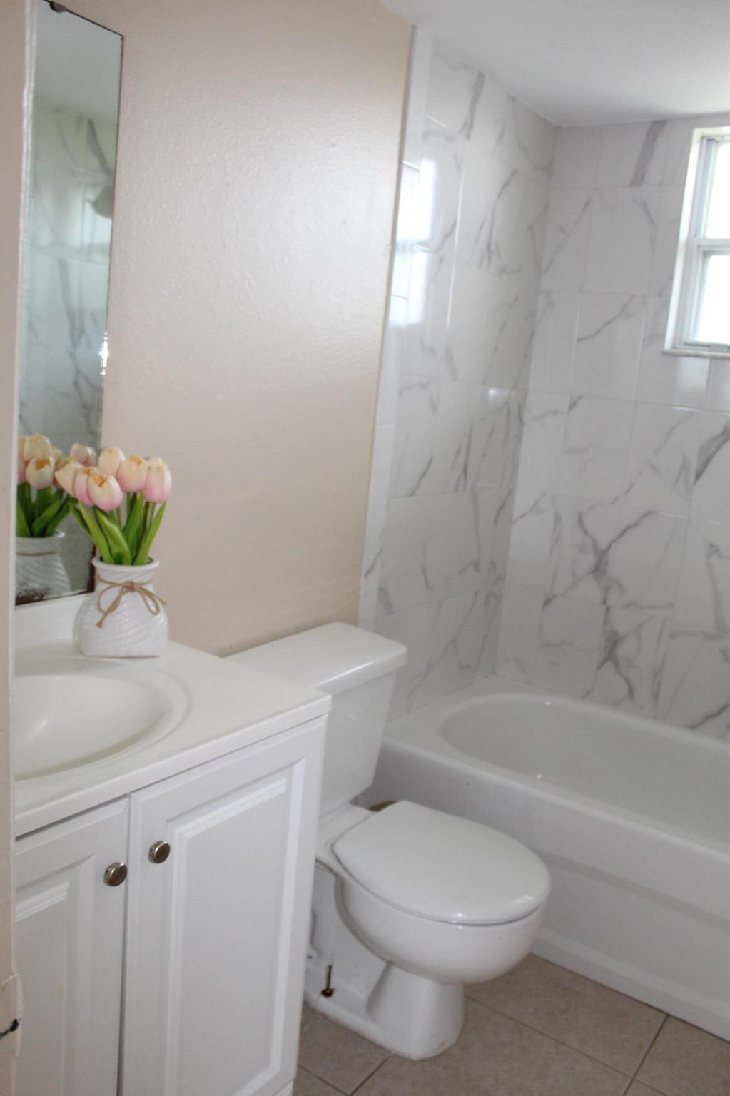 MIDPORT PLACE I, A CONDOM - Residential