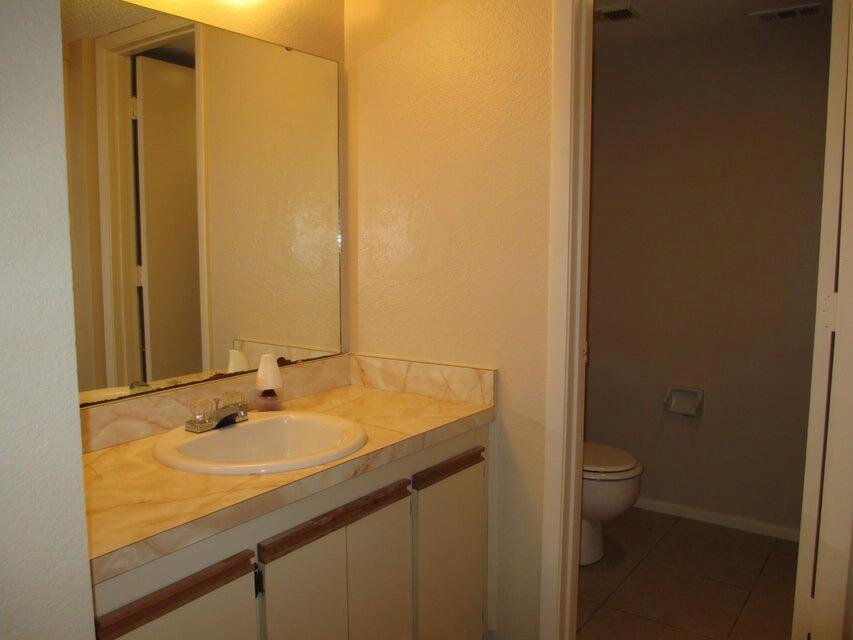 MIDPORT PLACE I, A CONDOM - Residential