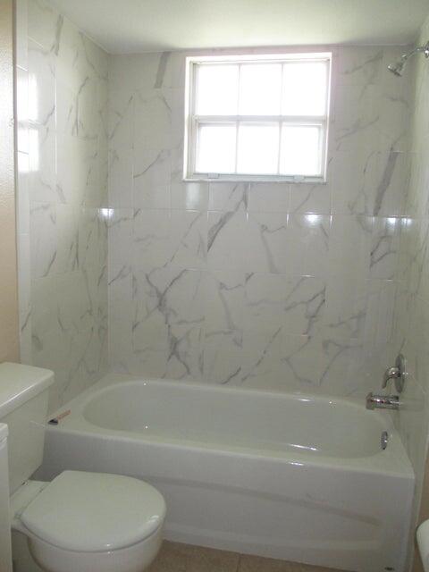 MIDPORT PLACE I, A CONDOM - Residential