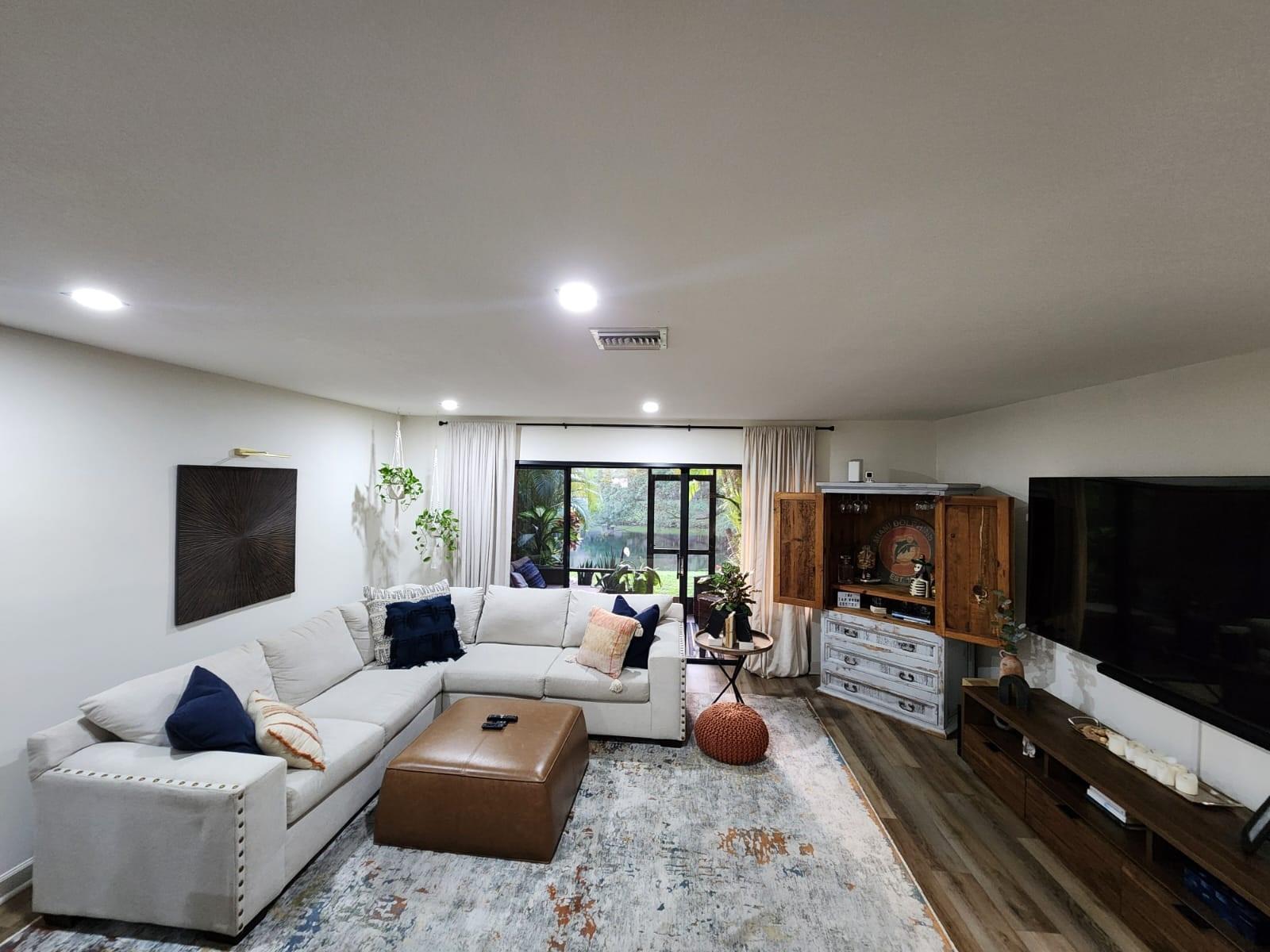 SPRINGDALE LAKE - Residential