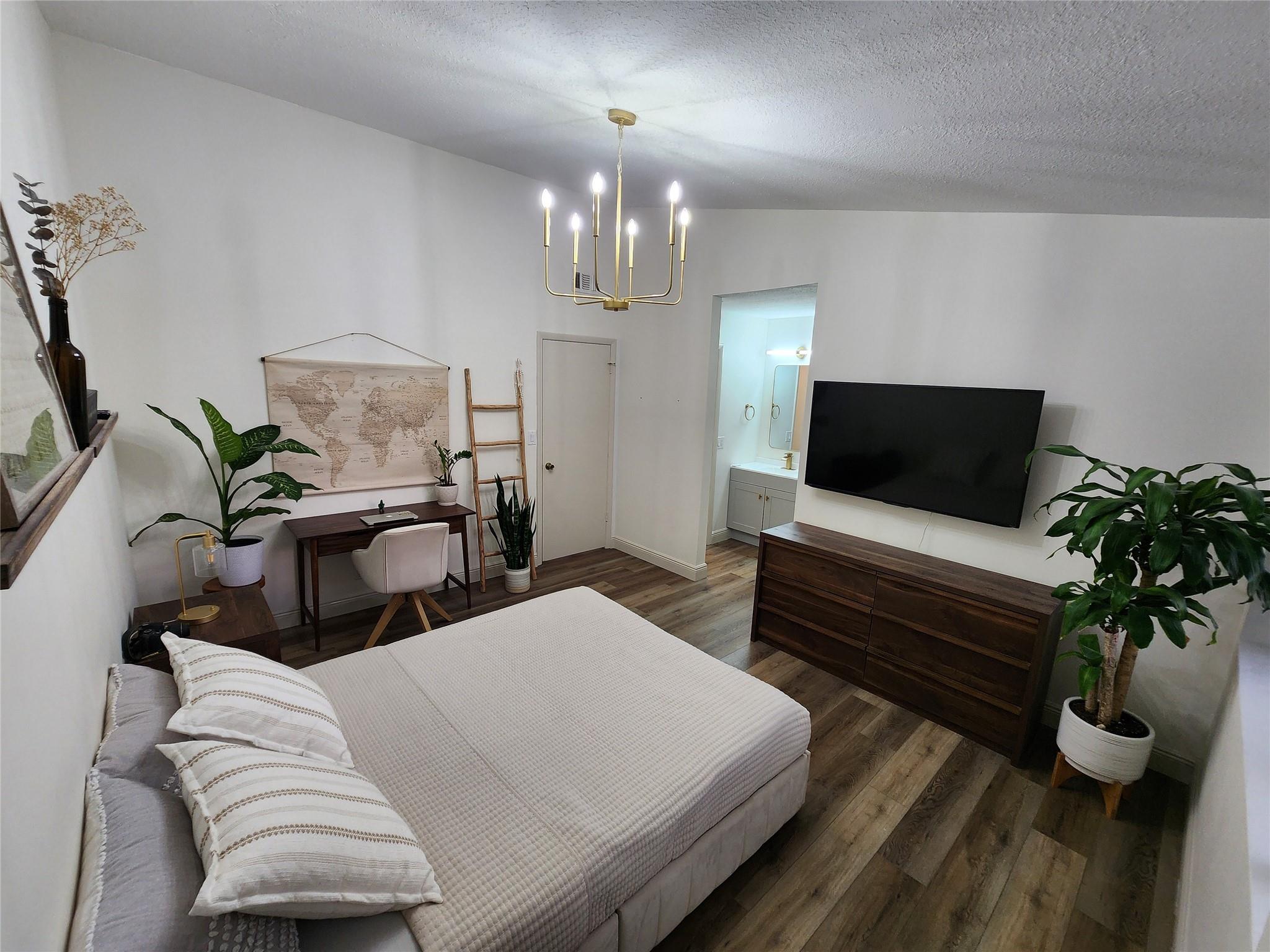 SPRINGDALE LAKE - Residential
