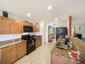 PORTOFINO ISLES / NEWPORT ISLES - Residential