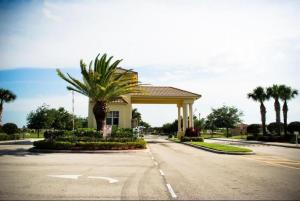 PORTOFINO ISLES / NEWPORT ISLES - Residential