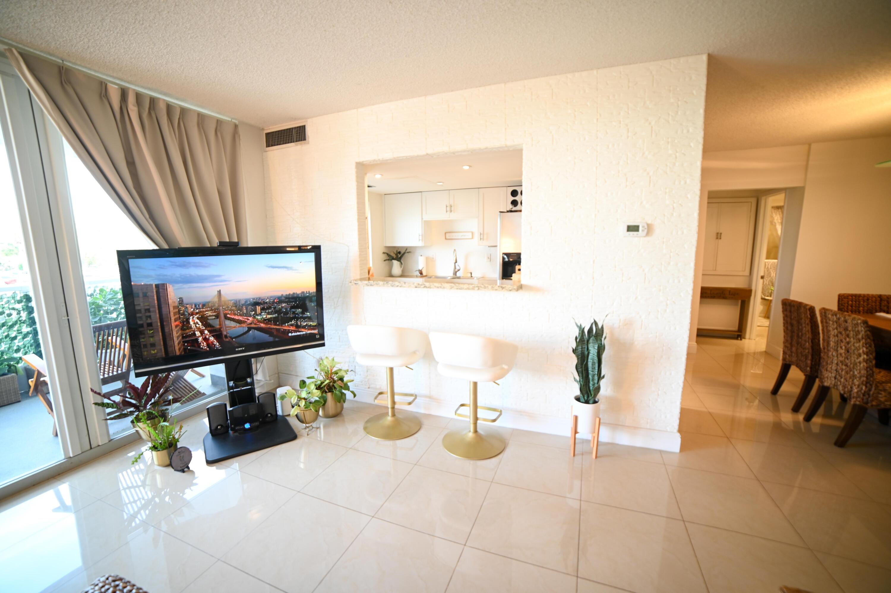 EMBASSY TOWER INC CONDO - Residential