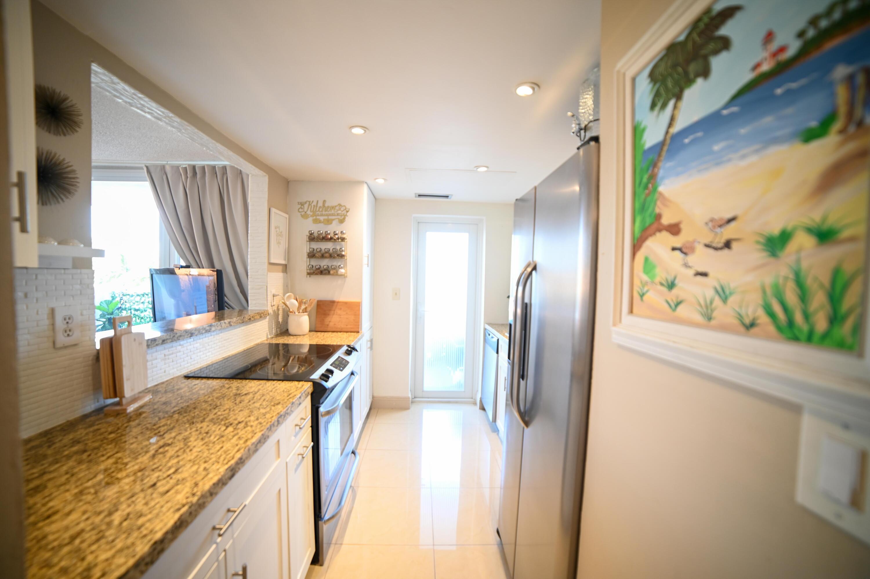 EMBASSY TOWER INC CONDO - Residential