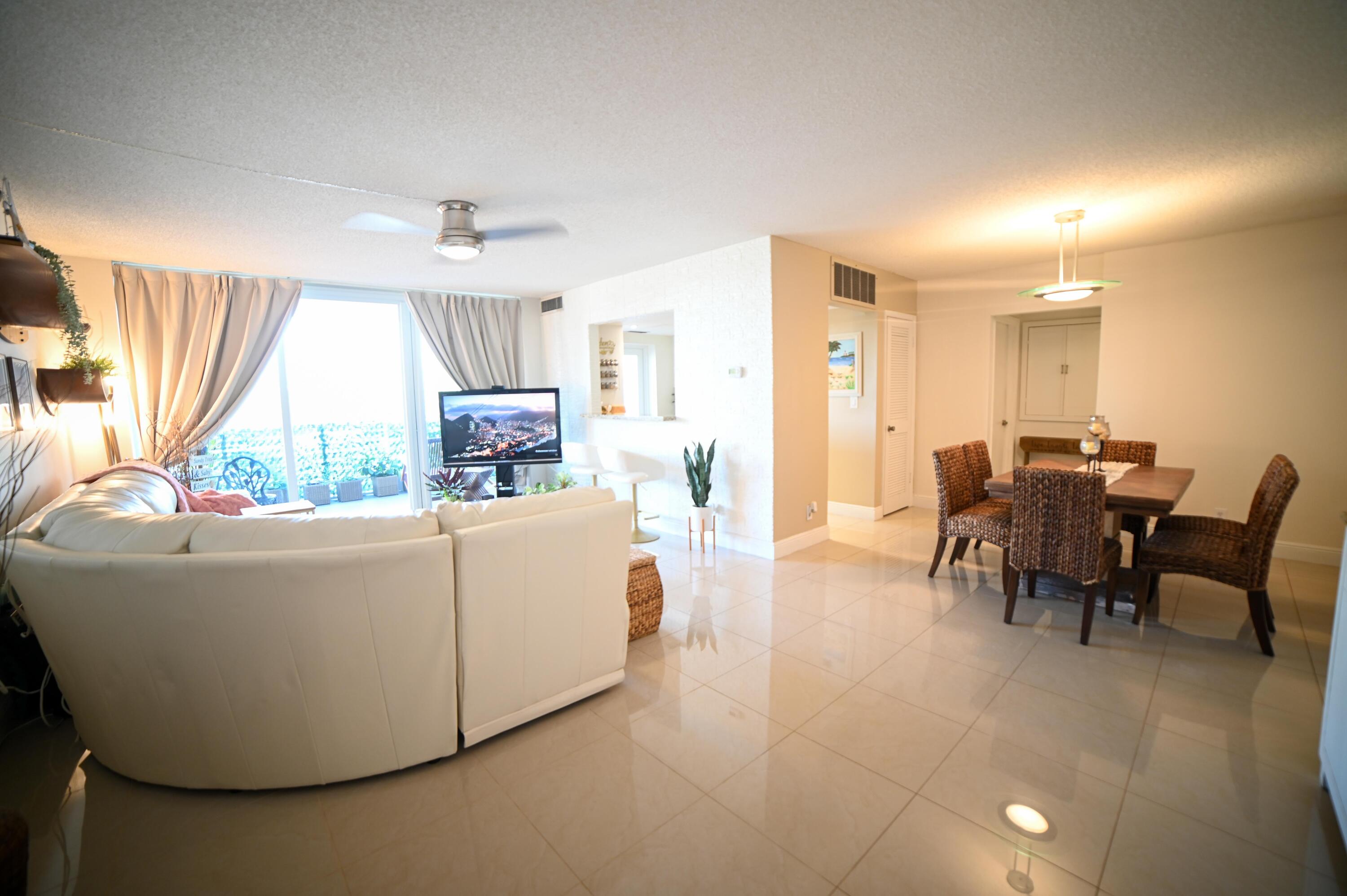 2701 N Ocean Boulevard 2f