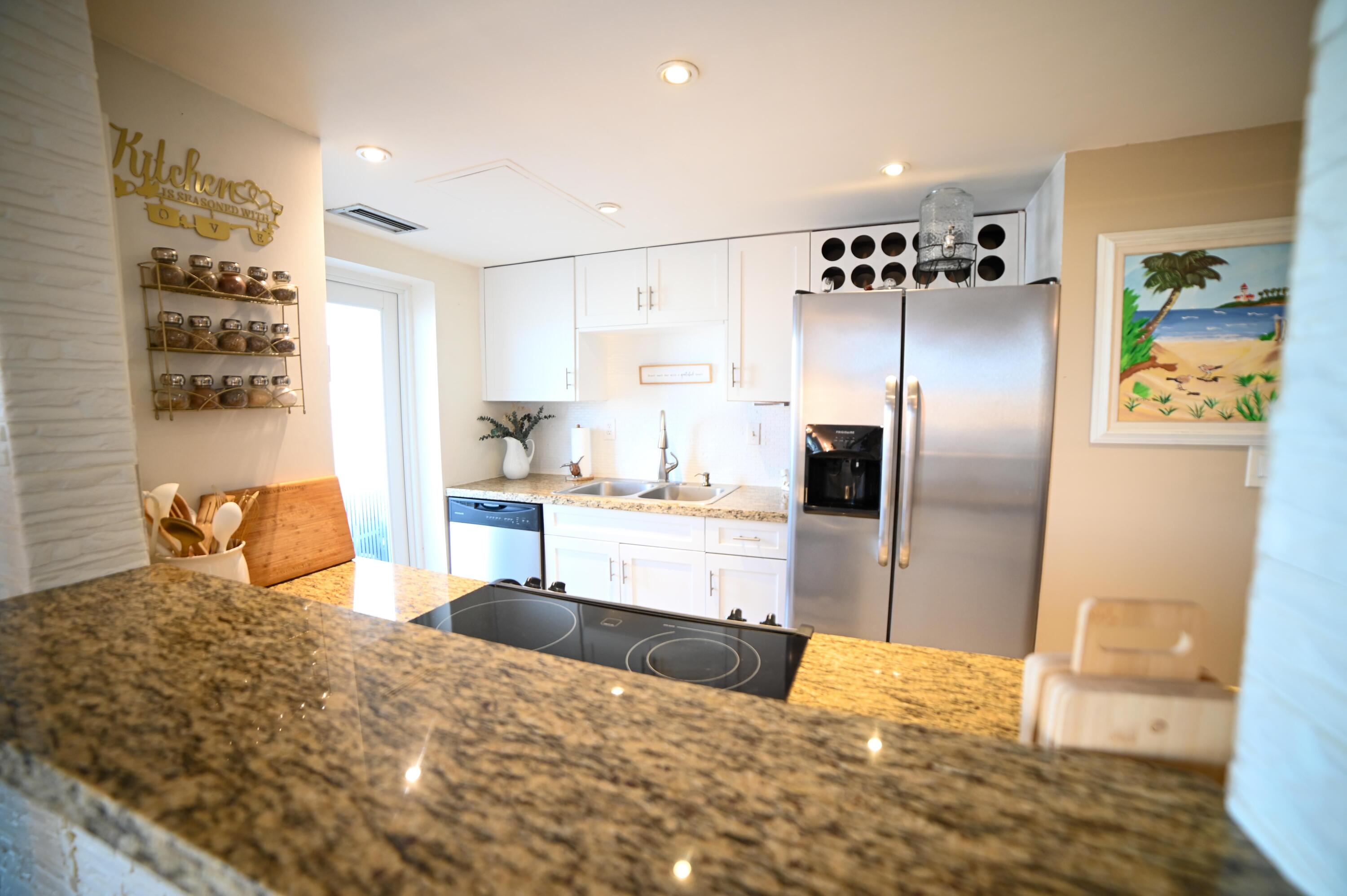 EMBASSY TOWER INC CONDO - Residential