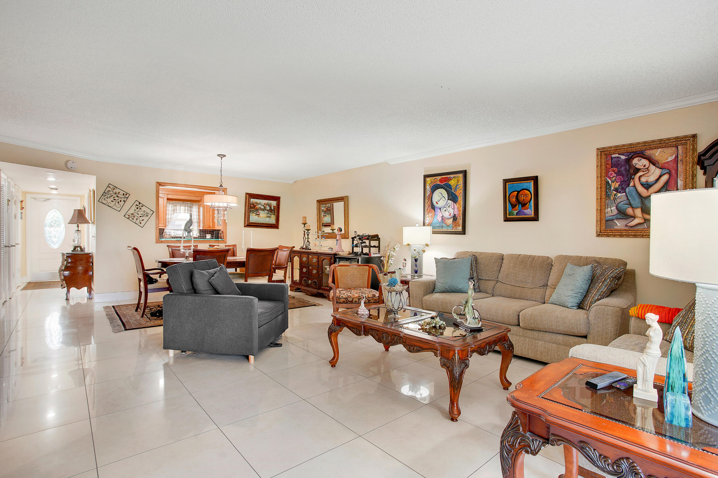 211 S Hollybrook Drive 107