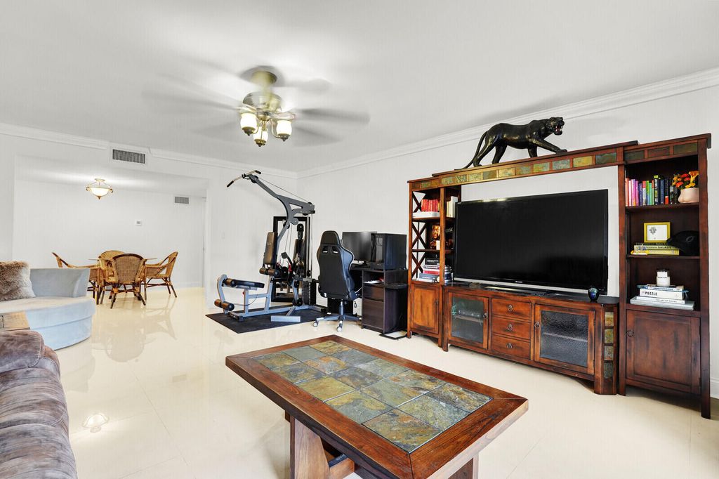 Photo of 1962 NE 6th Street #4a, Deerfield Beach, FL 33441 (MLS # R11165811)