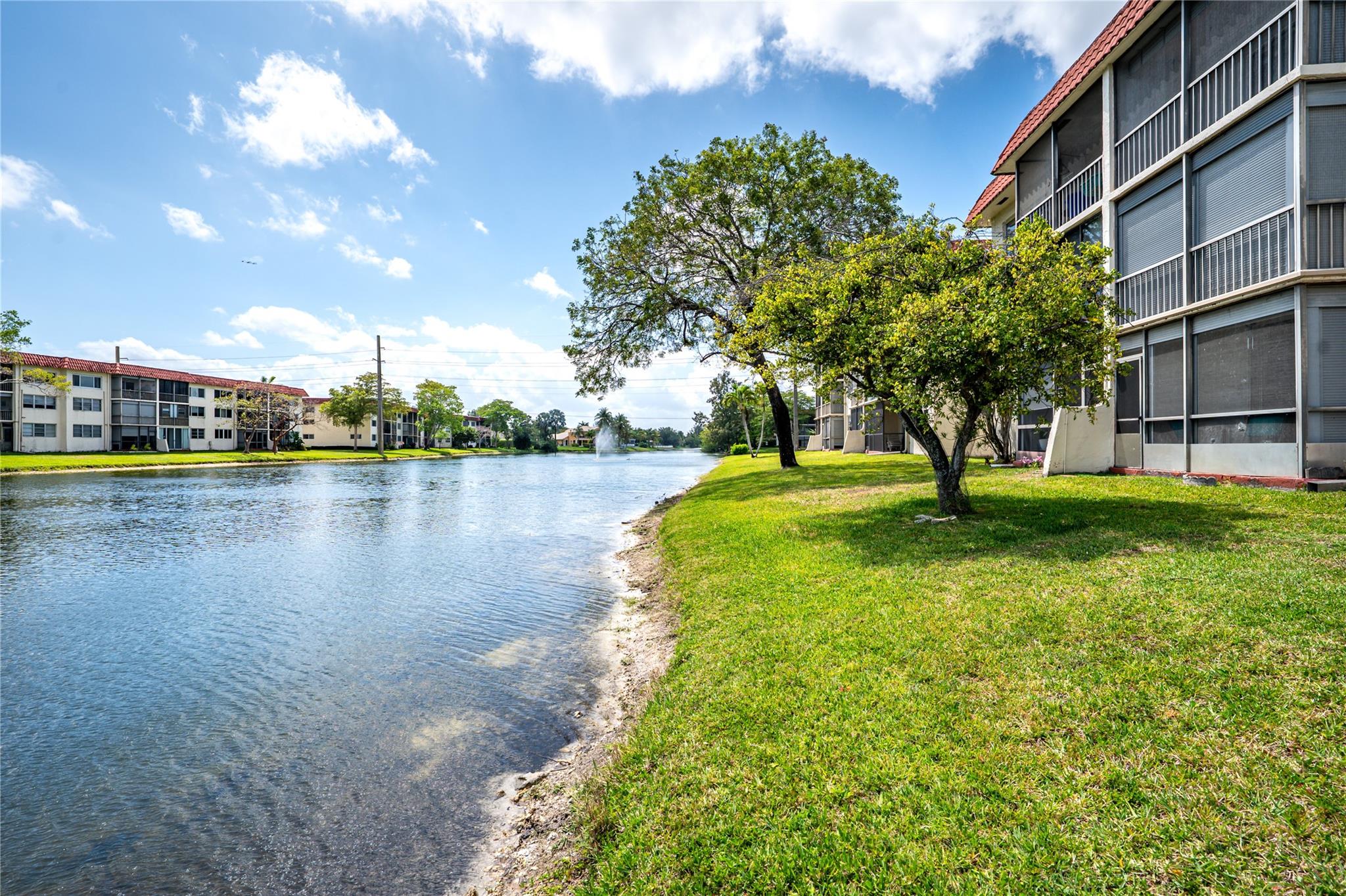 Hollybrook Golf & Tennis - Residential