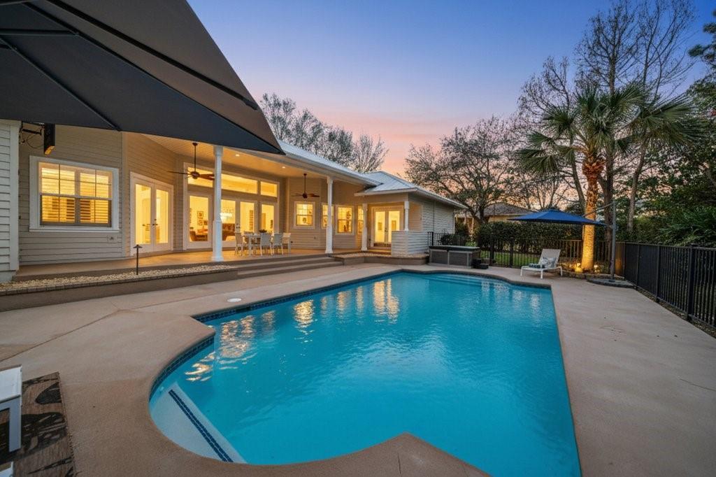 Windstone, Harbour Bluff - Residential