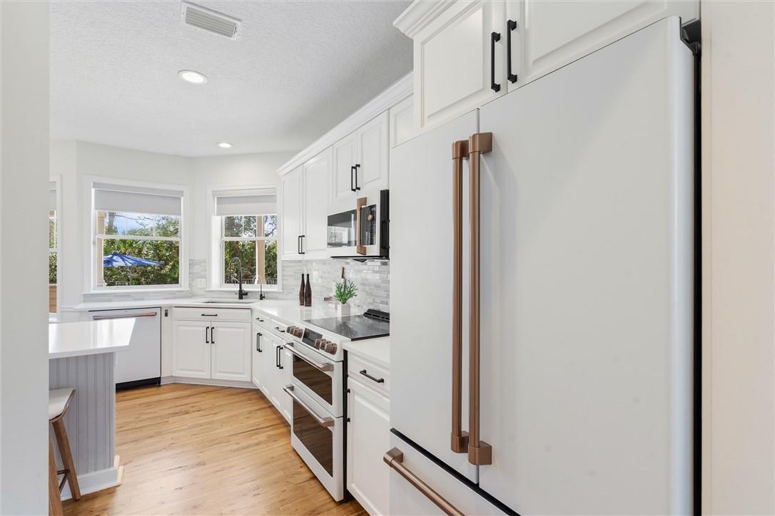 Windstone, Harbour Bluff - Residential