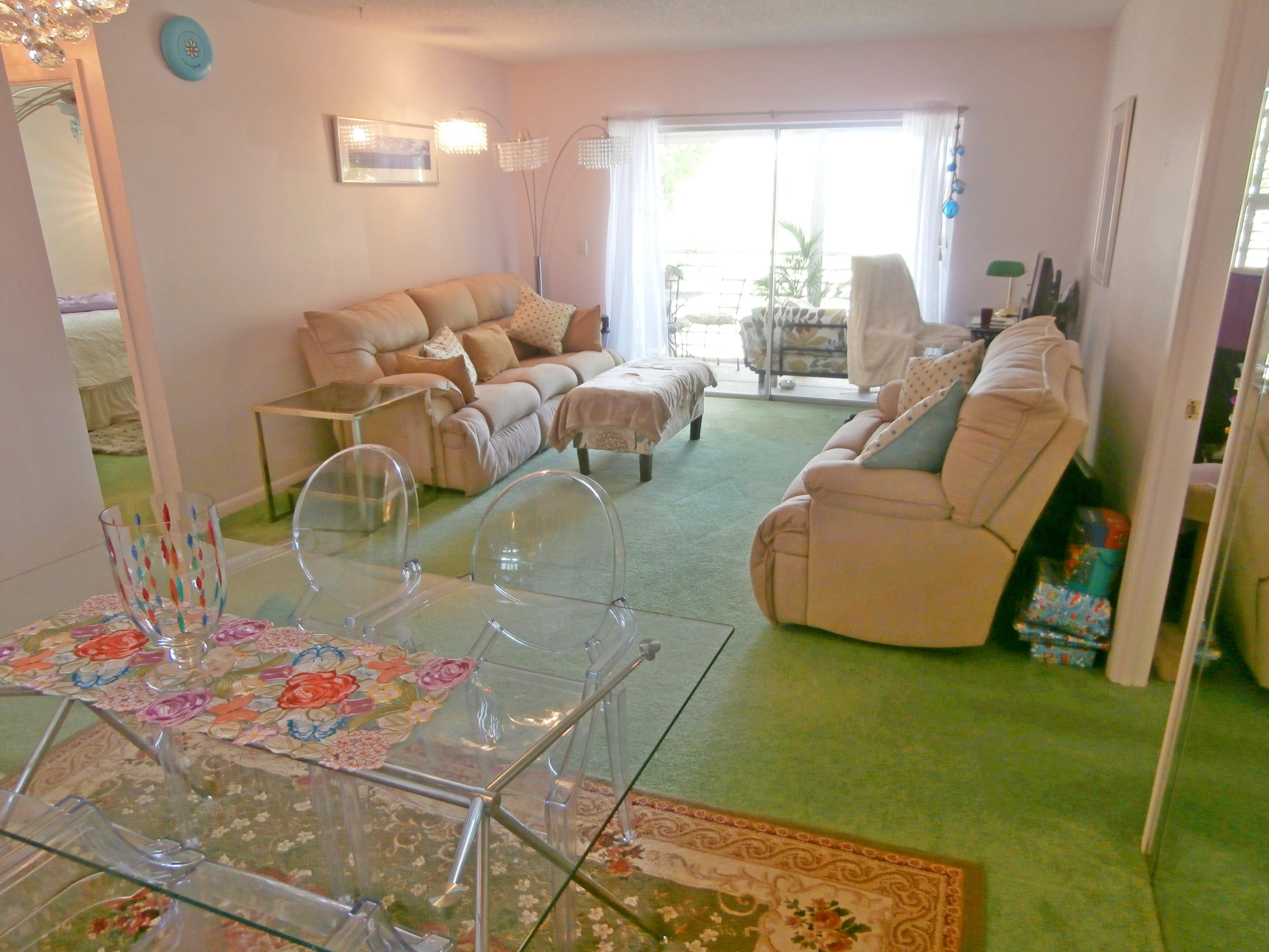 GOLDEN LAKES VILLAGE CONDO 13-D - Residential