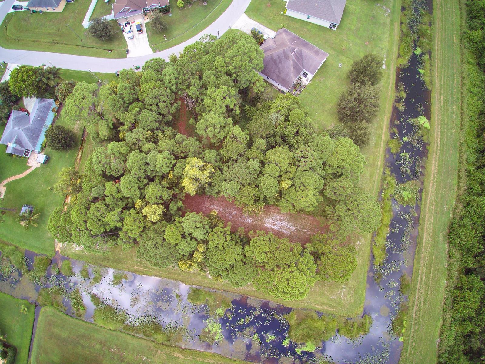 PORT ST LUCIE SECTION 48 - Land