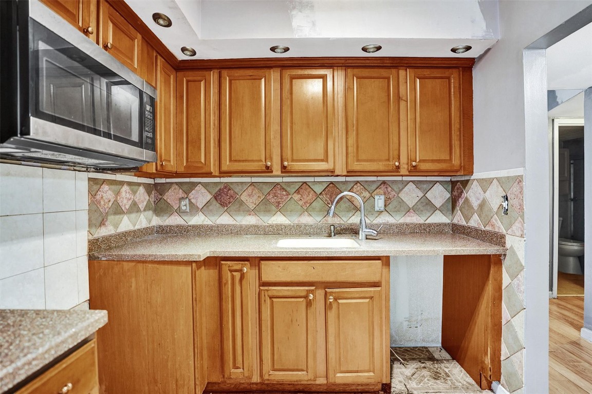 SOMERSET - Residential