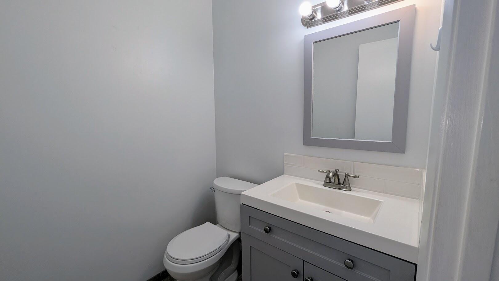 VISTA DEL LAGO CONDO - Residential Lease