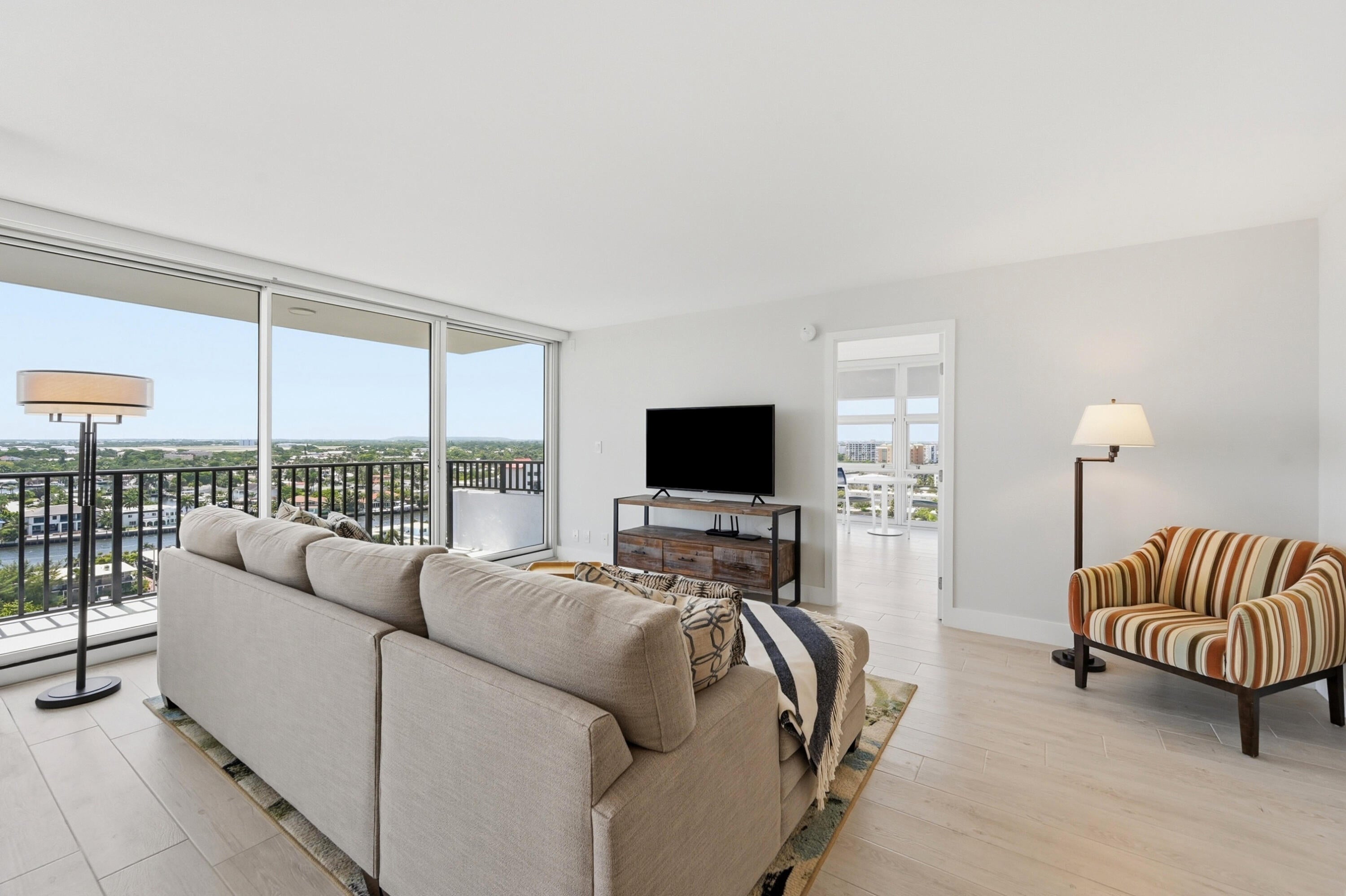 531 N Ocean Boulevard 1601