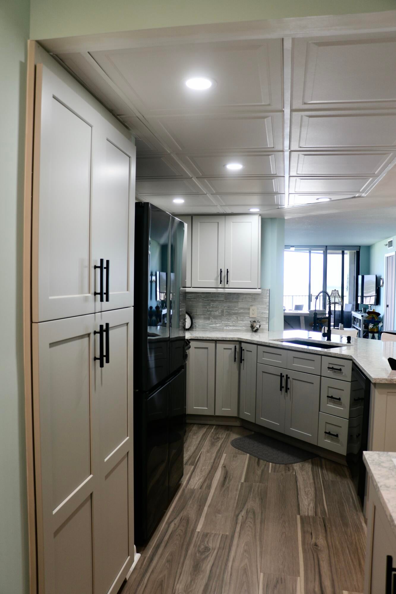 9650 S OCEAN Drive 302