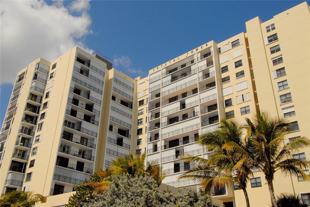 CRYSTAL TOWER - Residential