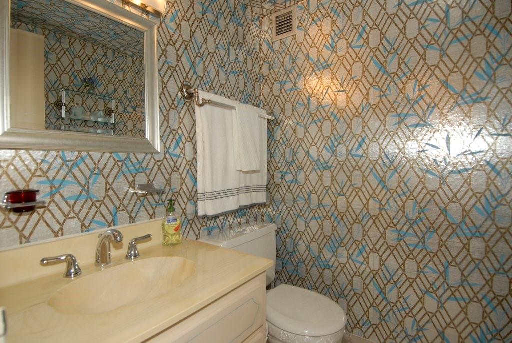 CRYSTAL TOWER - Residential