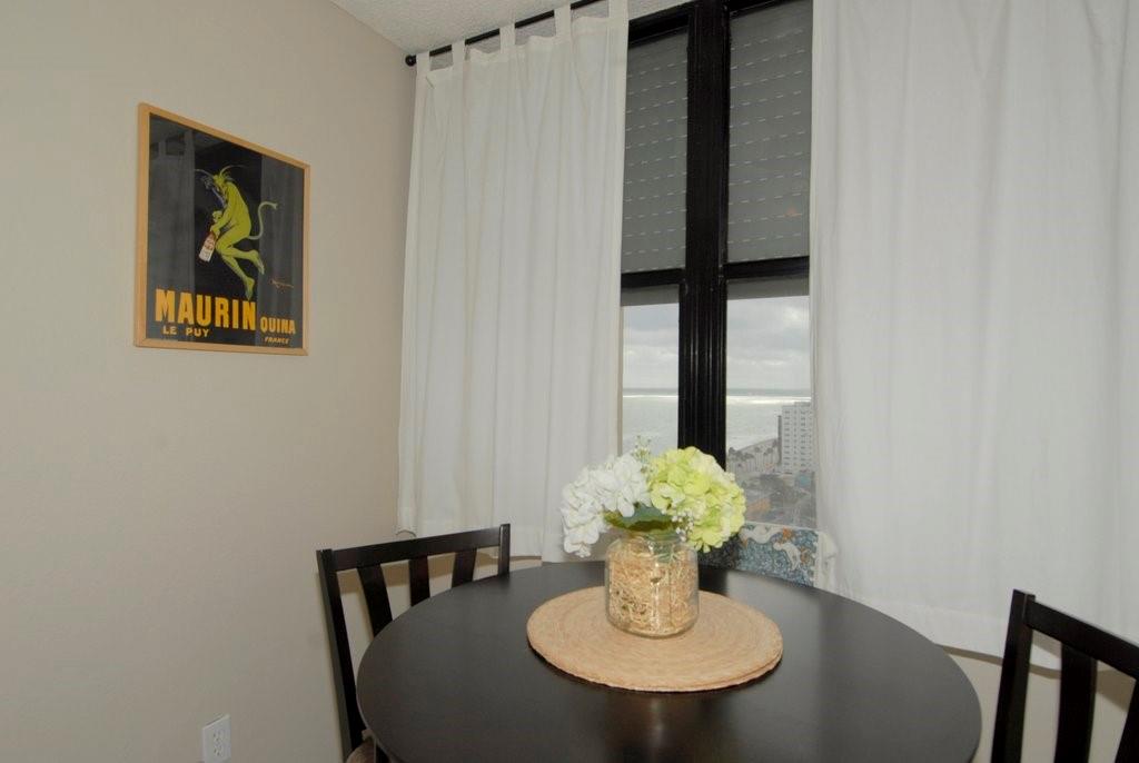 CRYSTAL TOWER - Residential