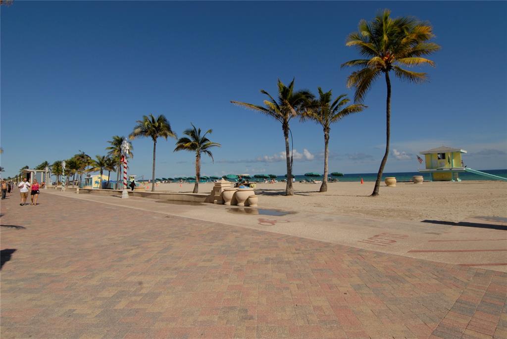 CRYSTAL TOWER - Residential